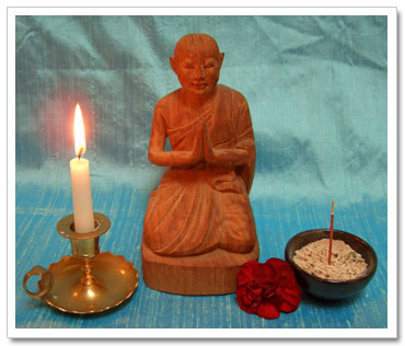 wooden_figurine.jpg